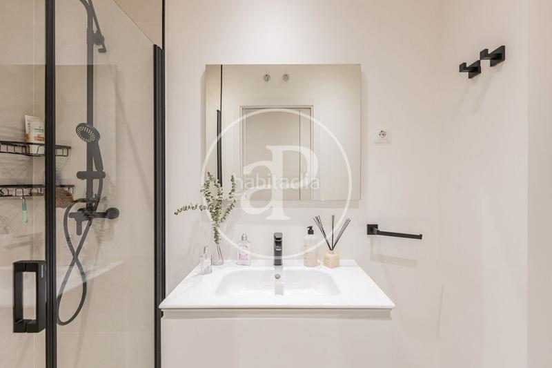 Foto 2d71a5a9-dacf-40eb-9bde-b3971338c683. Rent flat with heating in Recoletos Madrid