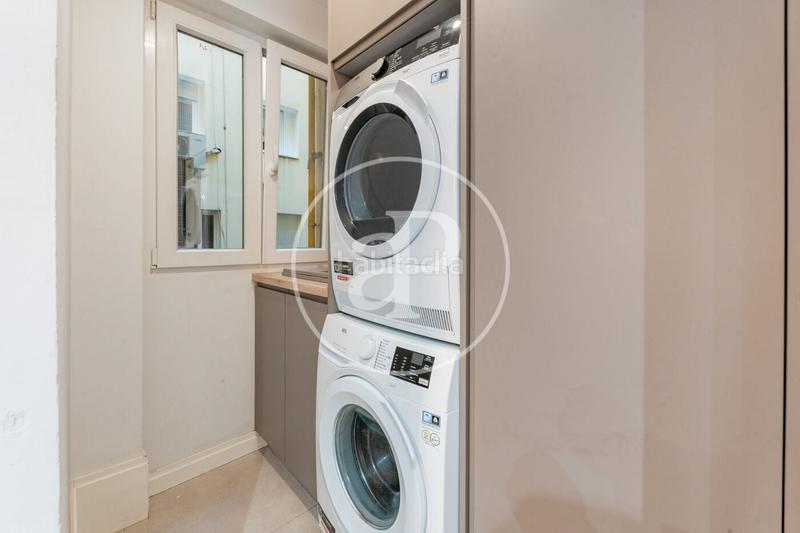 Foto 11cfd33c-0097-405b-85f7-11105a250efa. Location appartement avec chauffage parking dans El Viso Madrid