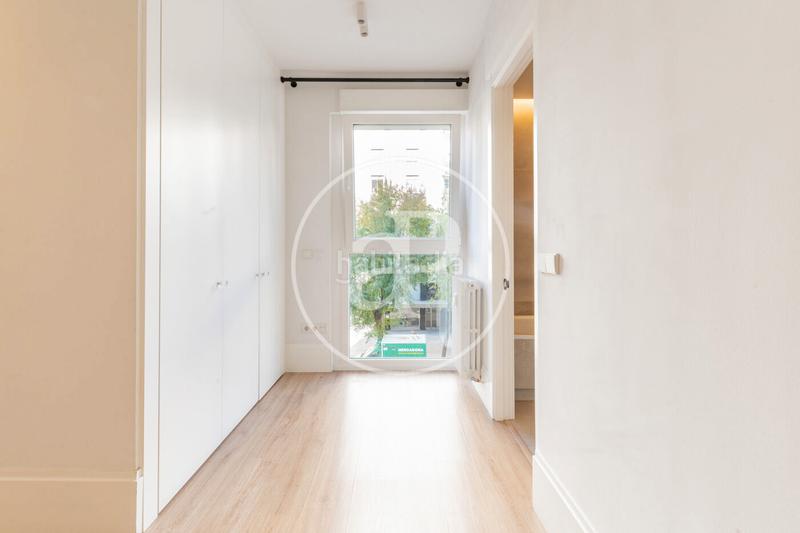 Foto 2be2a789-46b9-4d10-a152-26bf45b51e58. Location appartement avec chauffage parking dans El Viso Madrid