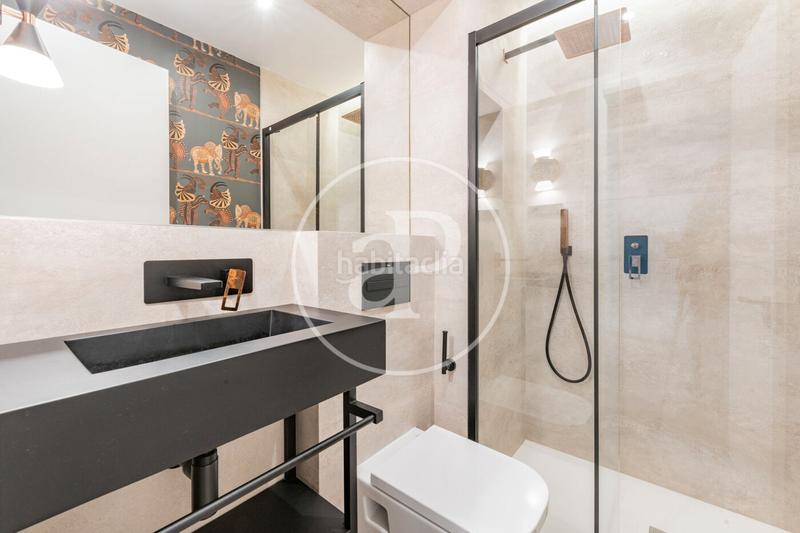 Foto 52c7a9c1-4f34-457b-8255-efbf82de0310. Location appartement avec chauffage parking dans El Viso Madrid