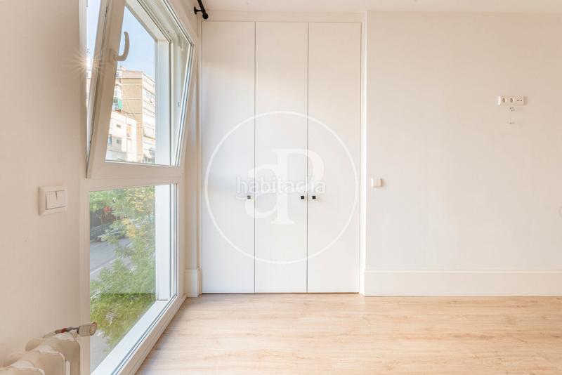 Foto 1560eafe-e3c8-419d-a9ea-ad64a5422c00. Rent flat with heating parking in El Viso Madrid