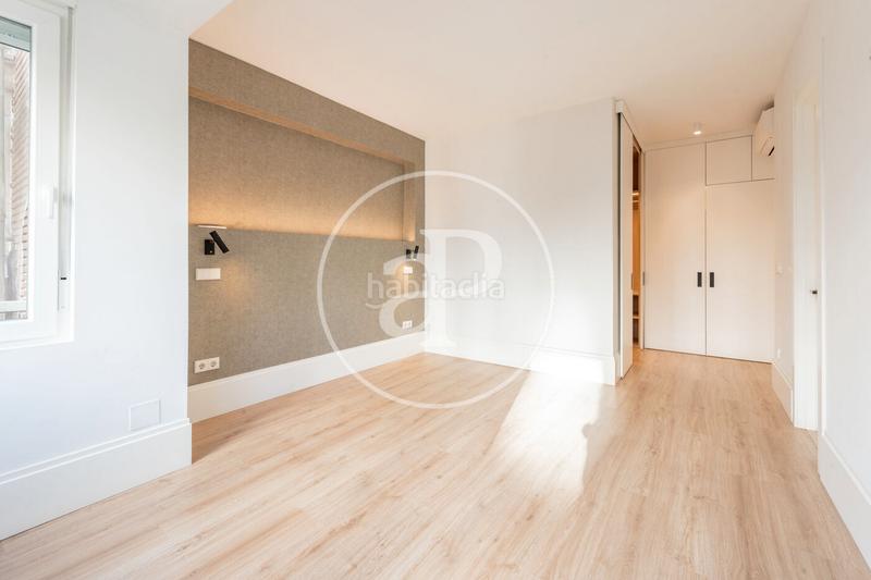 Foto 36458b55-32c5-41ab-8e51-0d7506566c18. Rent flat with heating parking in El Viso Madrid