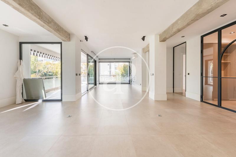 Foto 4413da4f-5fb7-4c93-a95e-64c1e36f842d. Rent flat with heating parking in El Viso Madrid