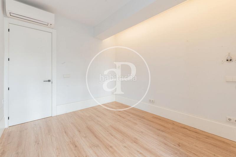 Foto a45752ea-5576-4c16-8f78-9b209b4232c3. Rent flat with heating parking in El Viso Madrid