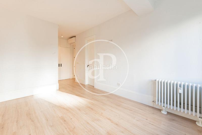 Foto d18f0bc3-0484-4611-aef7-12badb4e7f4e. Rent flat with heating parking in El Viso Madrid