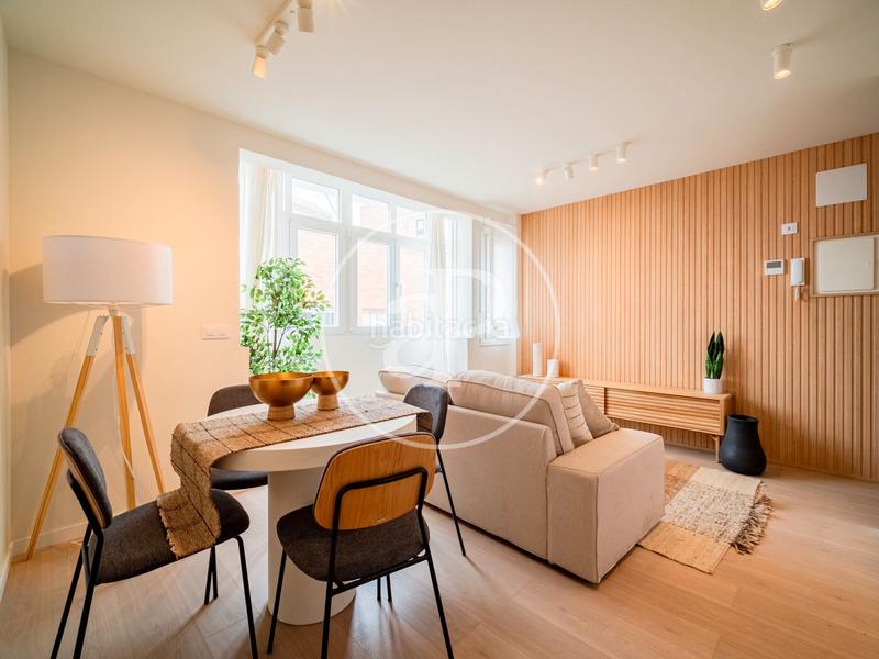 Foto 18a7c864-a58a-4587-a254-c50c39cbf9f4. Rent flat with heating in Berruguete Madrid