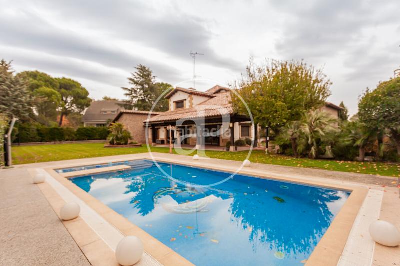 Foto 64a90a51-5db7-482a-94a4-4ceecc3facdc. Maison avec chauffage piscine dans El Bosque Villaviciosa de Odón