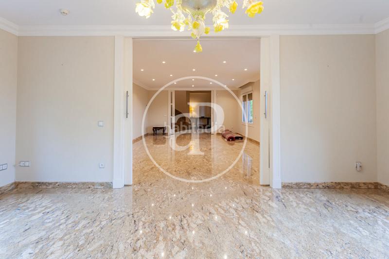 Foto 6d7a97d0-2c4d-46ee-adc7-27b1a1a609ac. Maison avec chauffage piscine dans El Bosque Villaviciosa de Odón