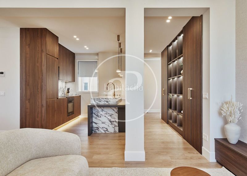 Foto f04cc54f-921c-4f72-961d-ac1871ccbd9d. Pis amb calefacció a Lista Madrid