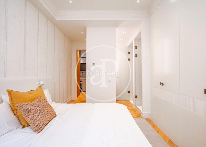 Foto a0063634-835b-475d-917b-a456e6689bf4. Rent flat with heating in Recoletos Madrid