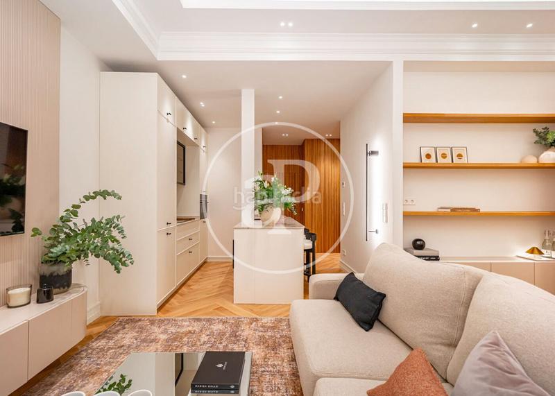 Foto f3483c27-16fb-4680-b9be-3a46437634f5. Rent flat with heating in Recoletos Madrid