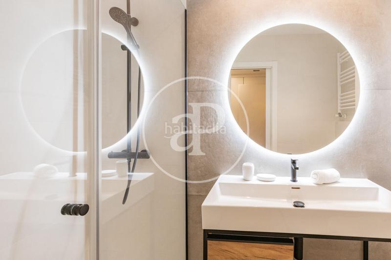 Foto 27d0c099-50b4-4005-9ccd-b3e5fb237b1a. Rent flat with heating in Cortes-Huertas Madrid