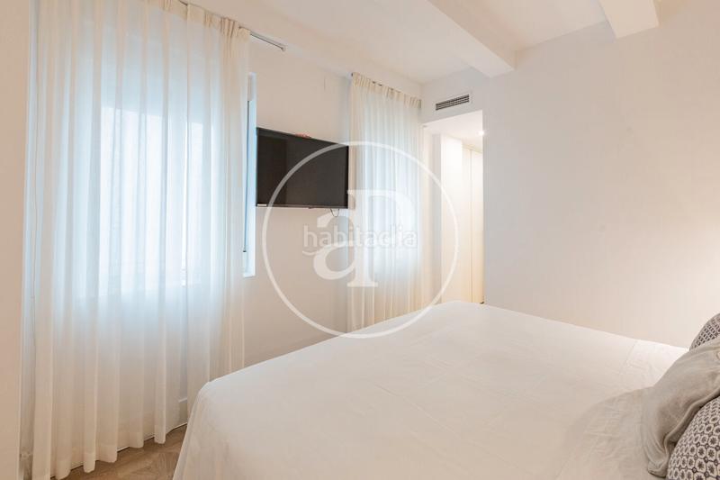 Foto 6a3541f4-77c6-4b80-ab20-77027c0c2973. Rent flat with heating in Cortes-Huertas Madrid