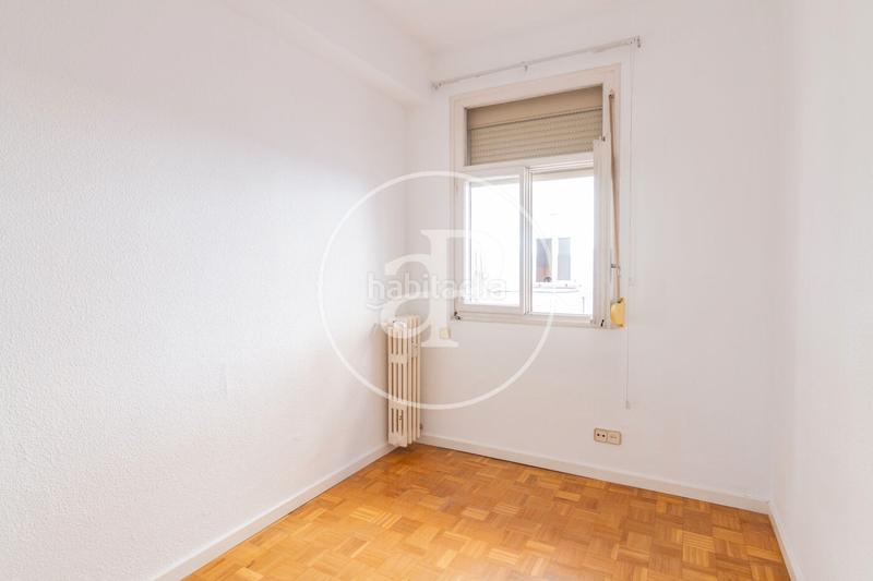 Foto 9b9d680c-11ce-4035-8a5a-f6e138d96ebb. Alquiler piso ático en alquiler en calle clara del rey. en Madrid