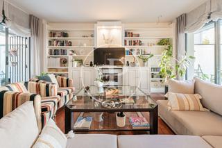 Pis  C. de miguel aracil. Piso en venta en peñagrande