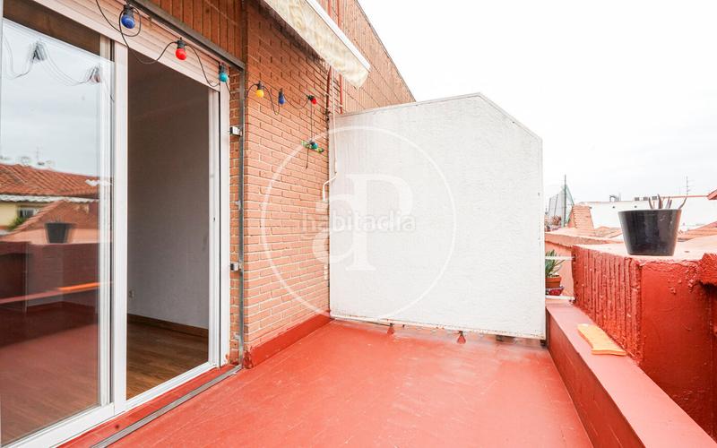 Foto 3c5220e6-7b1e-43a7-9c63-7262a5c006fa. Alquiler piso estudio en alquiler en calle velarde en Madrid