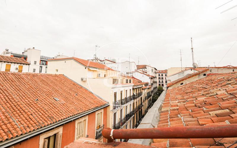 Foto a79fade3-be8d-4490-8a8b-52909286e969. Alquiler piso estudio en alquiler en calle velarde en Madrid