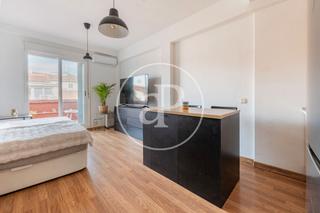 Flat in C. de Velarde