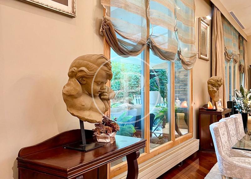 Foto bb59f4b2-f286-4d2f-95d0-662d6a41fe86. Maison avec chauffage parking piscine dans La Finca Pozuelo de Alarcón