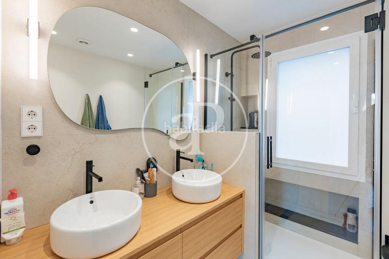 Foto 5a3770f6-766d-4eb7-9fc8-f60414c597d5. Rent penthouse with heating in Pacífico Madrid