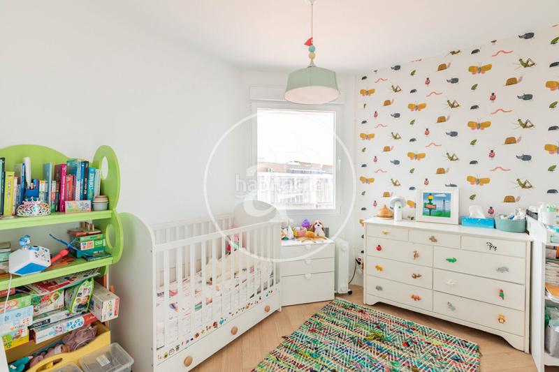 Foto c06665e5-be0a-45fa-a16b-420d470f9f80. Rent penthouse with heating in Pacífico Madrid