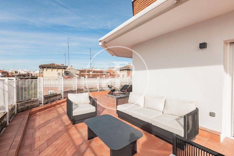 Foto f268df26-4ae0-472e-9e20-cf91b8801c26. Rent penthouse with heating in Pacífico Madrid