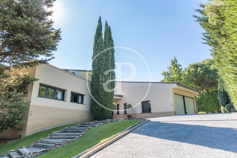 Foto 34c49076-12d6-4fab-9269-21b9bd3f9aed. Haus mit heizung parking in La Berzosilla Torrelodones