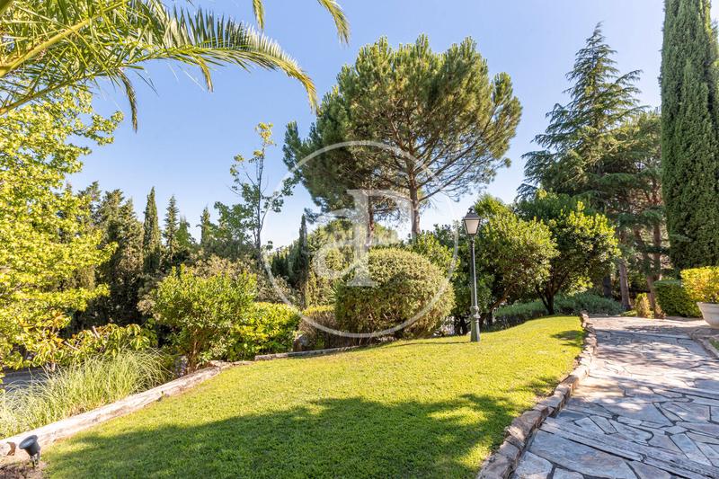 Foto a88ef0cd-3626-4499-bee8-b07b6016610a. Haus mit heizung parking in La Berzosilla Torrelodones