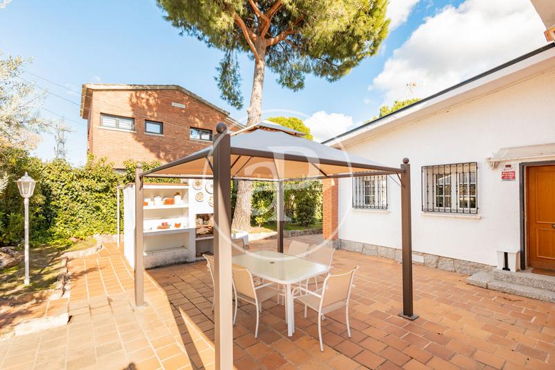 Foto 189e6925-df6a-488a-bc8f-35750552a3a3. House with heating parking pool in El Caño-Maracaibo Rozas de Madrid (Las)