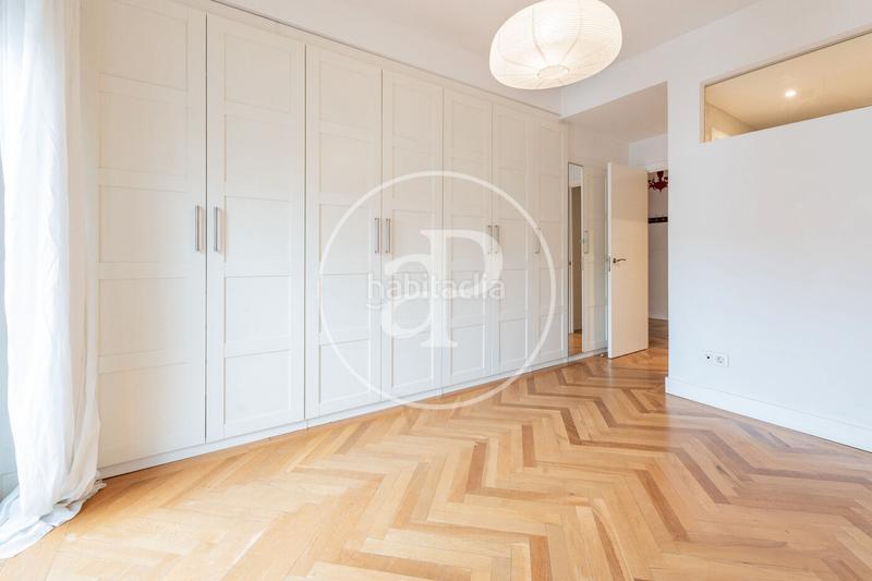 Foto f818e203-f6d6-4585-ab25-29d40a30a022. Flat with heating parking in Embajadores-Lavapiés Madrid