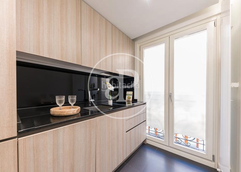 Foto 1593a1fa-903e-4f7e-82f1-95f6b7c20a49. Alquiler piso en calle de génova 5 vivienda en alquiler en calle génova. en Madrid