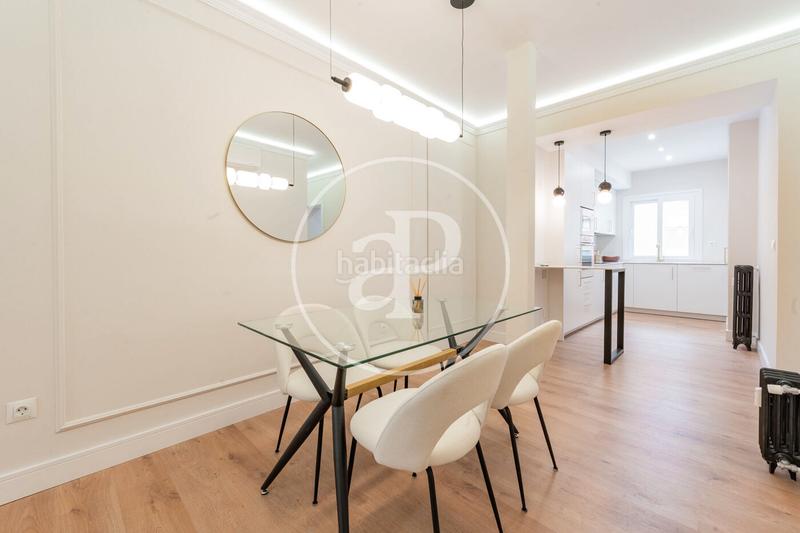 Foto dcb6d452-7edf-4522-acf9-aca4868139c2. Alquiler piso  en calle peñascales en Fuente del Berro Madrid