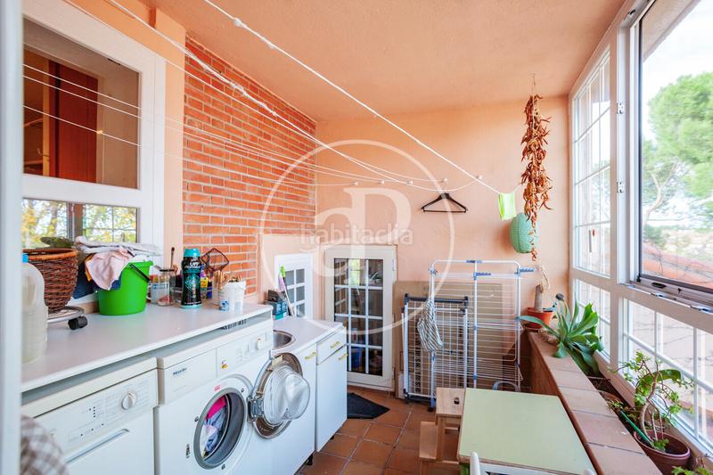 Foto 66551259-5377-4ea8-bd4d-aba7603ba24e. Reihenhaus mit heizung parking pool in Aravaca Madrid