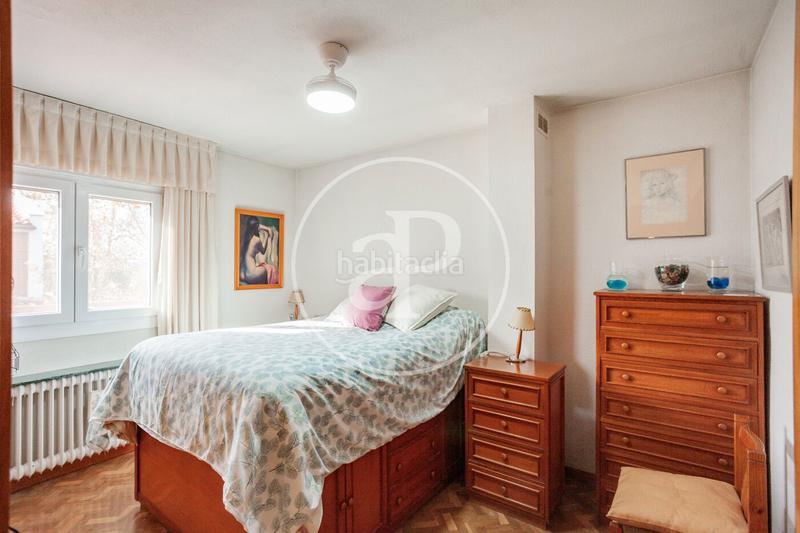 Foto 6ba8572d-c372-46b1-95a4-0b734a5ca594. Reihenhaus mit heizung parking pool in Aravaca Madrid