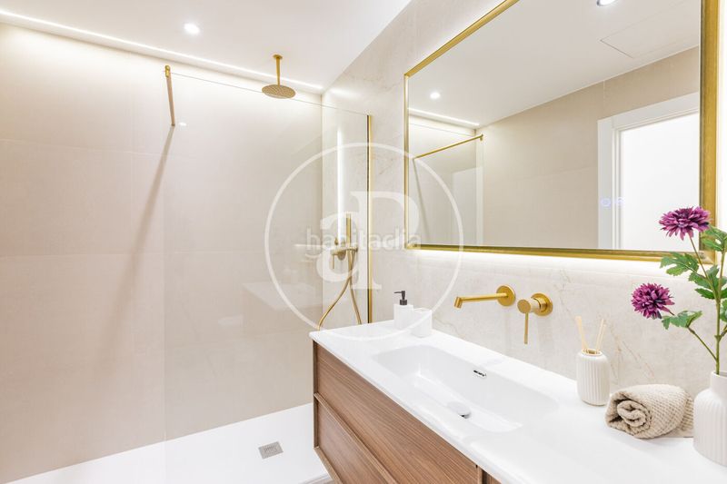 Foto 9e92e3c4-99da-4f6e-a926-5ec9819b0b8e. Pis amb calefacció a Palacio Madrid