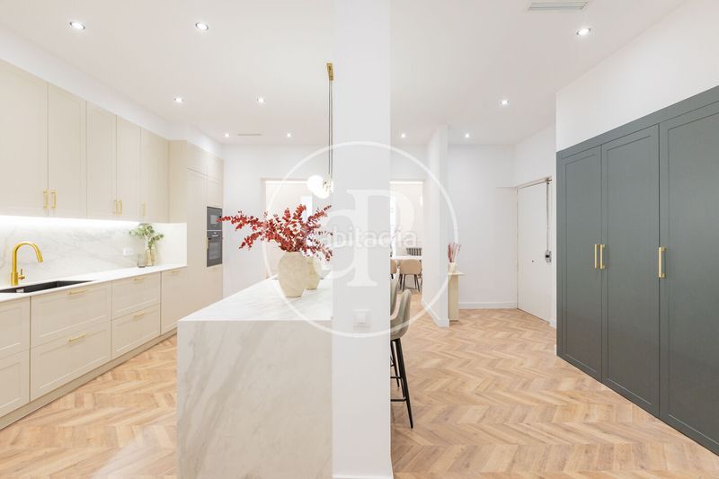 Foto ae71d2a4-7e3f-4cfe-acf9-8e459dfa3c96. Pis amb calefacció a Palacio Madrid