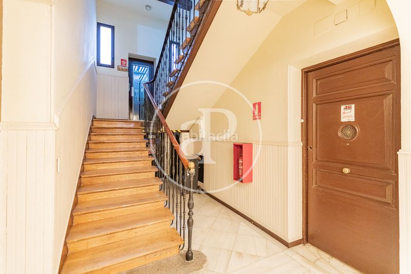 Foto f0ab8f3e-fbfc-429f-a009-6359bbc75724. Pis amb calefacció a Palacio Madrid