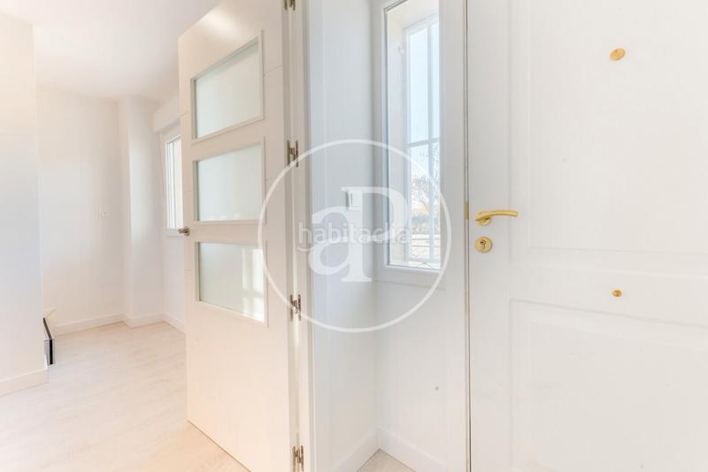 Foto 1356858c-2362-41e5-90ce-a9fabe5825ab. Piso dúplex en venta en paseo de yeserías en Acacias Madrid
