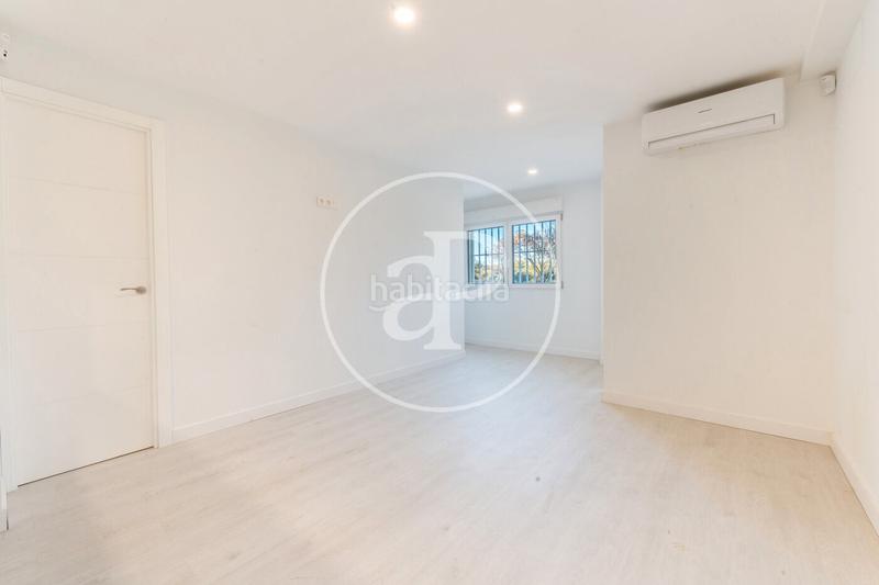 Foto 516eb134-3406-4f47-8bb6-49791f48525c. Piso dúplex en venta en paseo de yeserías en Acacias Madrid