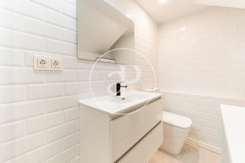 Foto 561e223d-b000-4c62-a4e6-fd7b343b1a32. Piso dúplex en venta en paseo de yeserías en Acacias Madrid