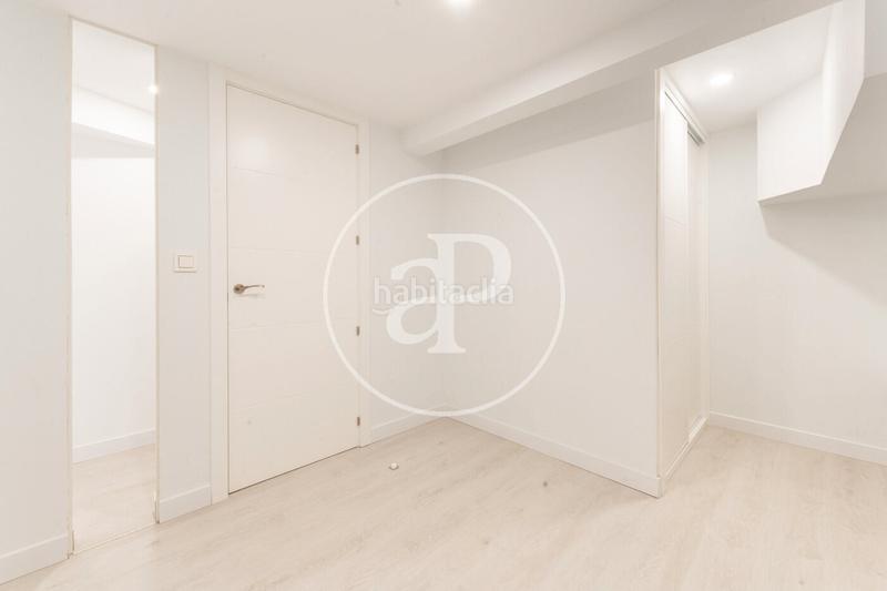 Foto 640e78a5-3525-4feb-873c-17d1ddba3543. Piso dúplex en venta en paseo de yeserías en Acacias Madrid