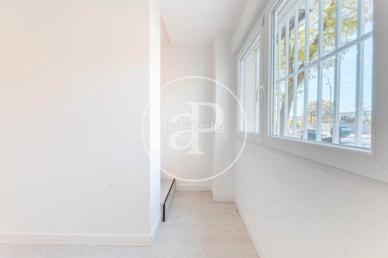 Foto 8778d13a-60fc-4cc6-859b-e1a0f3948cfe. Piso dúplex en venta en paseo de yeserías en Acacias Madrid