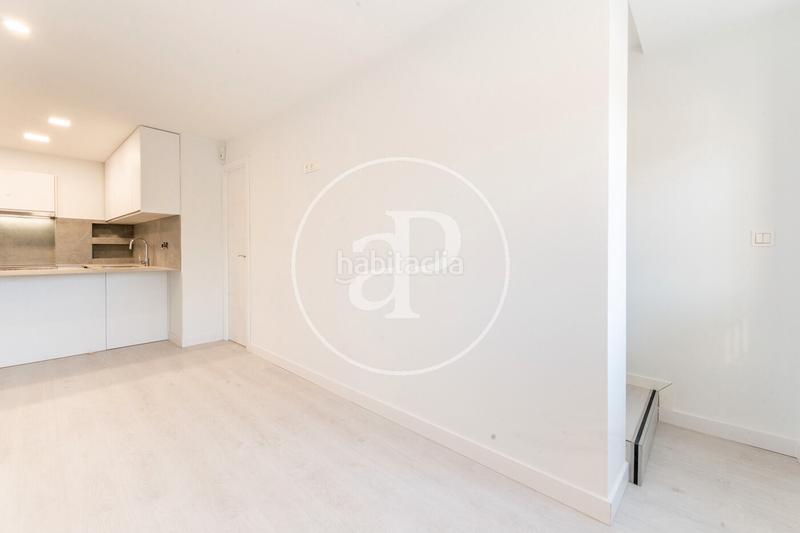 Foto d779f332-dee3-41f0-8b3a-c7128f3b7bb3. Piso dúplex en venta en paseo de yeserías en Acacias Madrid