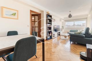 Piso  Av. del gral. perón. Ático en venta en avenida general perón