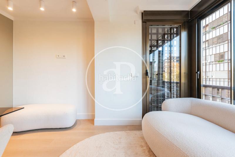 Foto 16d15851-e3f5-435c-9c6f-8f52bb72c49a. Piso  en venta en calle maldonado en Castellana Madrid