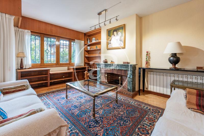 Foto 5dabcc15-f67e-4342-a49d-1240fa17d777. Alquiler casa chalet independiente en alquiler en eduardo mazón en Madrid