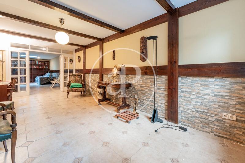 Foto e7271655-b2e8-4a63-a6a1-6eb13a2c1399. Alquiler casa chalet independiente en alquiler en eduardo mazón en Madrid