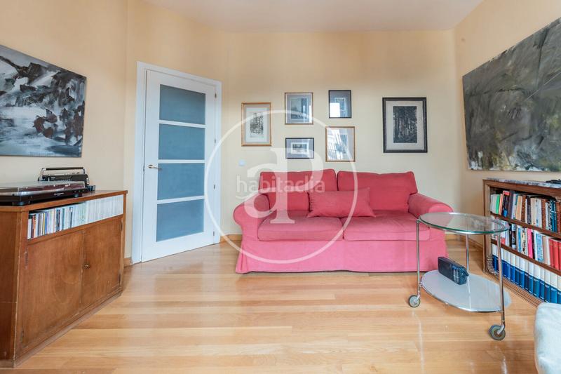 Foto a28297e6-175e-4173-a294-d8dd41b2c652. Piso  en venta en Sol en Sol Madrid