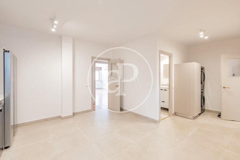 Foto 56a29815-3a98-4c3b-b6cb-59ec4d33cff0. Location appartement avec chauffage parking dans Castellana Madrid