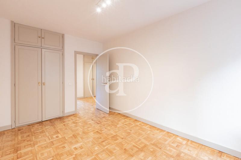 Foto ce6591fd-94e4-4ffe-9ead-b8bd58b2fe56. Miete etagenwohnung mit heizung parking in Castellana Madrid